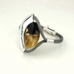 Bracelet with amber B388G