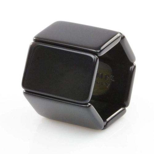 Belta black.jpg