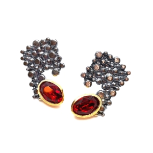 Kolczyki z czerwoną cyrkonią "Ball earrings"| Fröhlich Design
